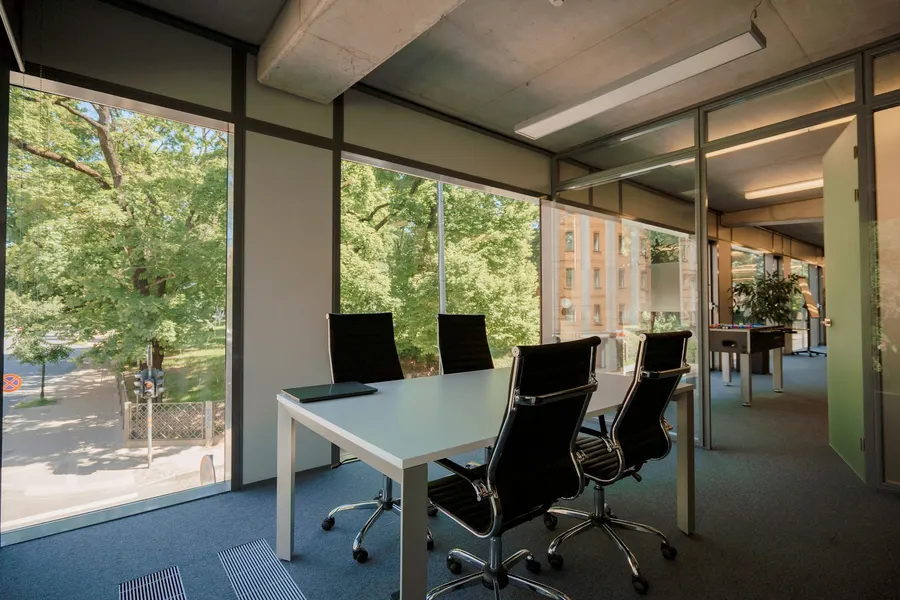 Büro-Fläche